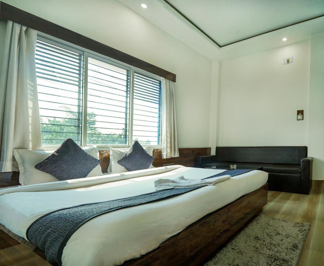 Hotel Heritage Koch Bihār Εξωτερικό φωτογραφία